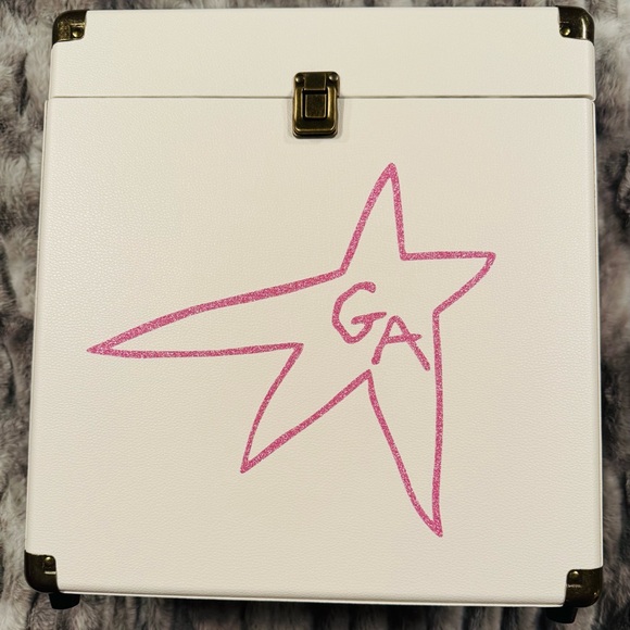 Gracie Abrams Vinyl Case